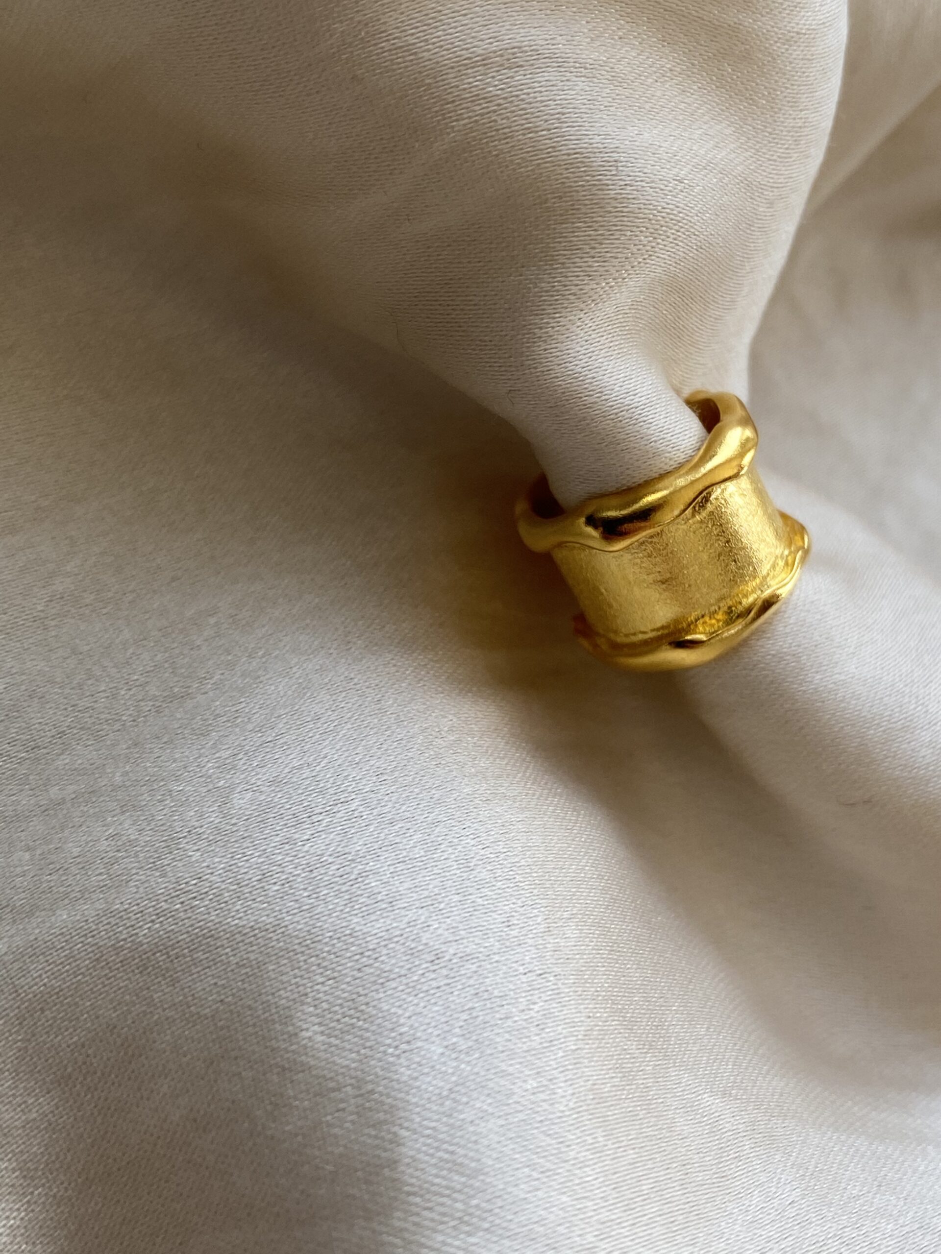 MIKA Ear Cuff